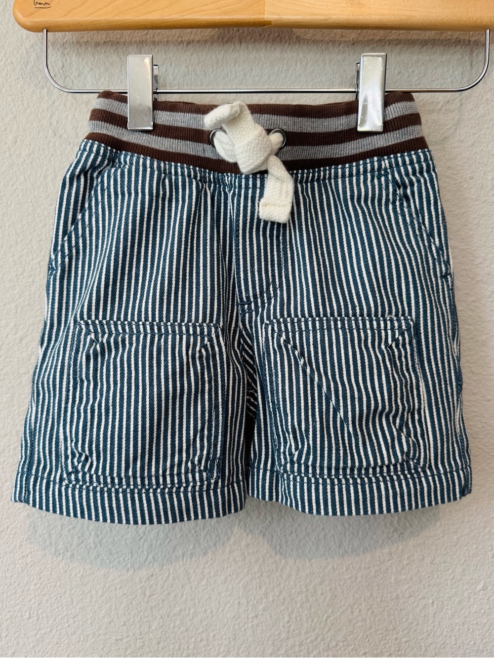 NWT Mini Boden 1.5Y Blue/White Striped Drawstring Shorts